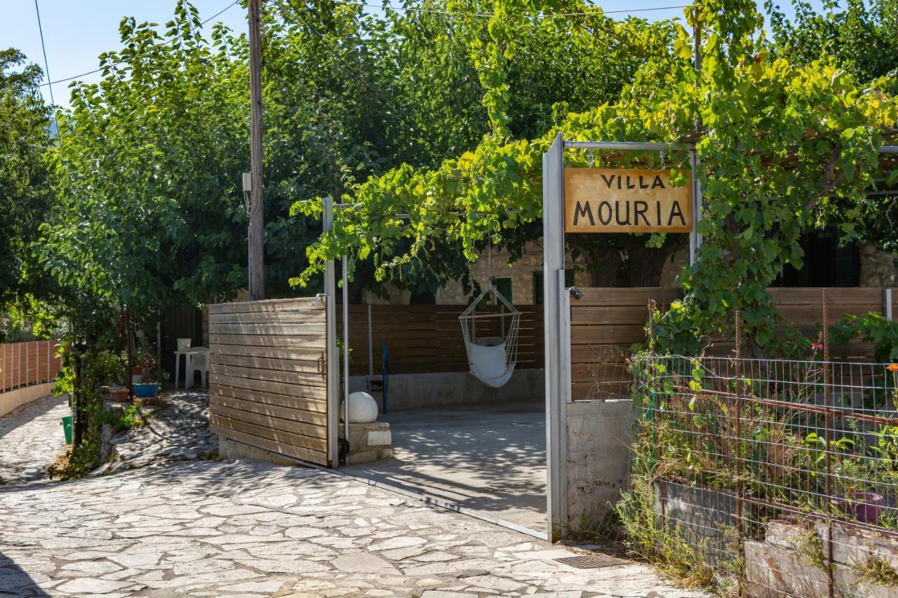Villa Mouria Pinakokhorion Luaran gambar
